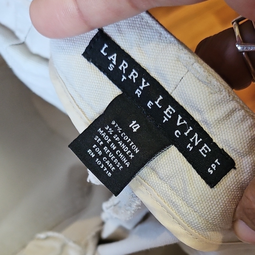Larry Levine Stretch Pants in Cream - Picture 3 of 3